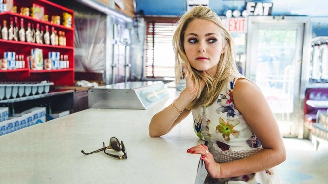 只是突然很好奇，已經(jīng)造出了三艘航母，為何不能按照這樣的模板，批量建造航母呢?